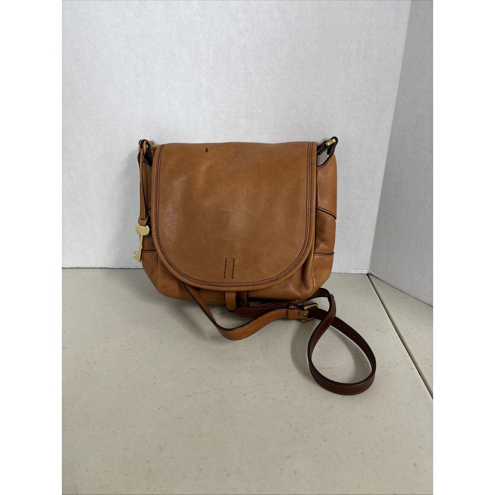 Fossil Cognac Brown Leather Flap Crossbody Messenger Bag with Key Charm